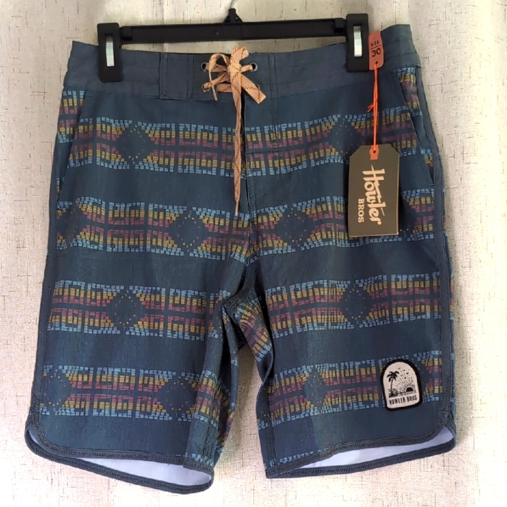 Howler Brothers Stretch Bruja Boardshorts NWT Size 30